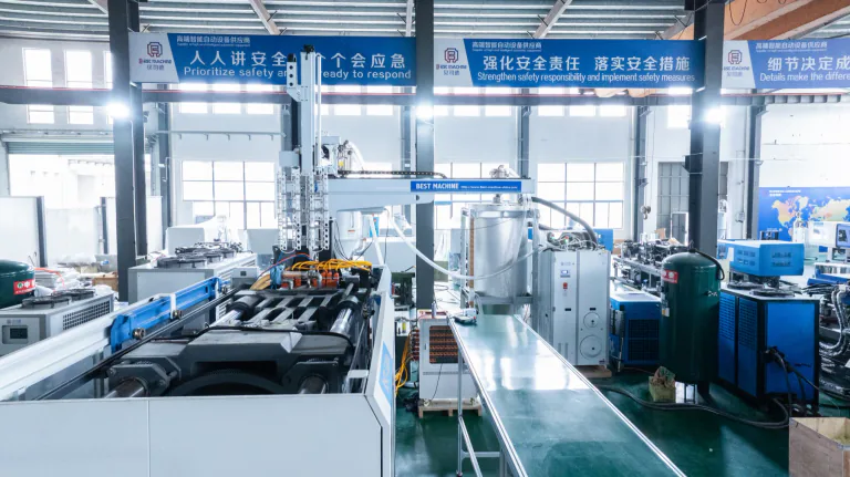 BEST Machine production workshop and automated plastic machinery